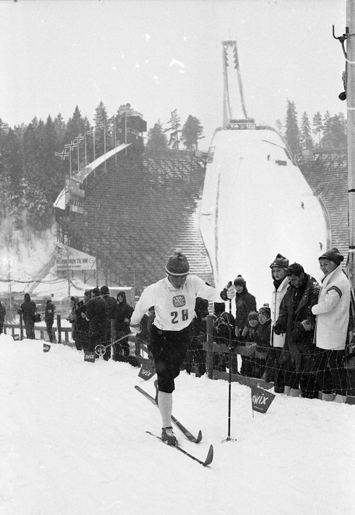 Bilde av kombinertløperen Georg Thoma under VM i Oslo i 1966, der han vant VM-gull.