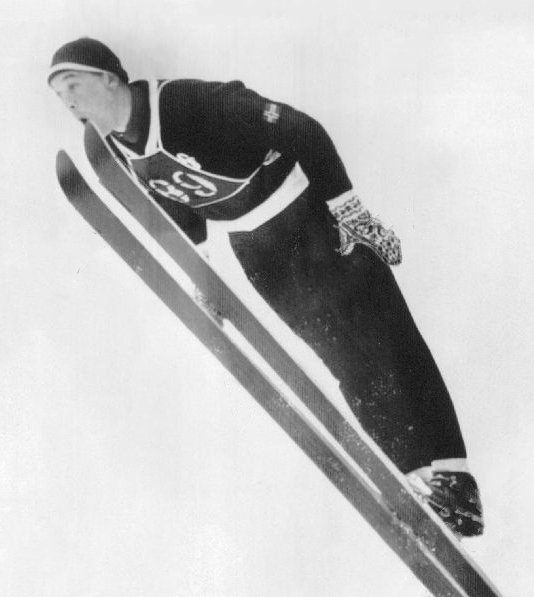Bilde av skihopperen Torbjørn Yggeseth.