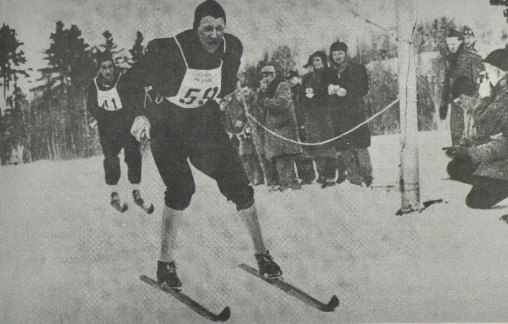 Bilde av langrennsløperen Arnljot Nyaas under VM i 1950.